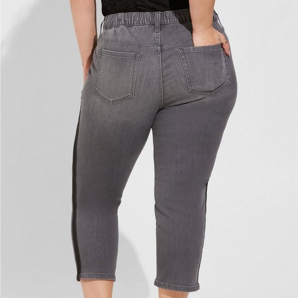 ❤️NWT VINTAGE TORRID JEAN BOYFRIEND STRAIGHT SOFT PULL-ON MID-RISE - PLUS SIZE - Picture 2 of 10